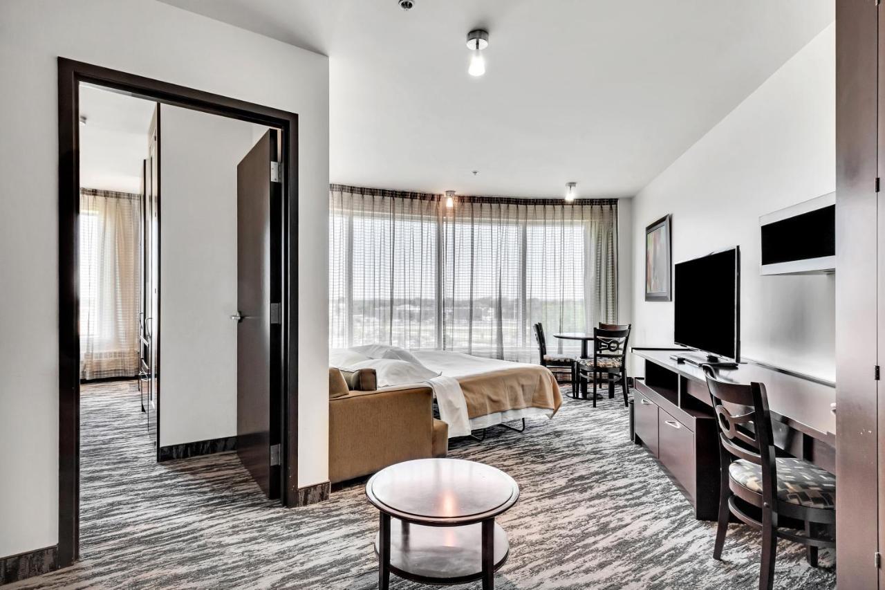 Hotel Mortagne บูว์เชอร์วิลล์ ภายนอก รูปภาพ