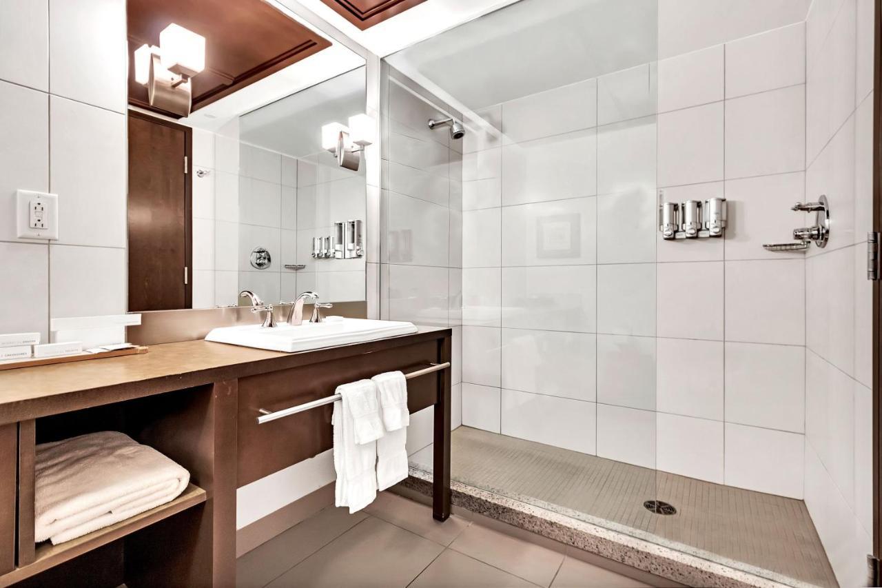 Hotel Mortagne บูว์เชอร์วิลล์ ภายนอก รูปภาพ