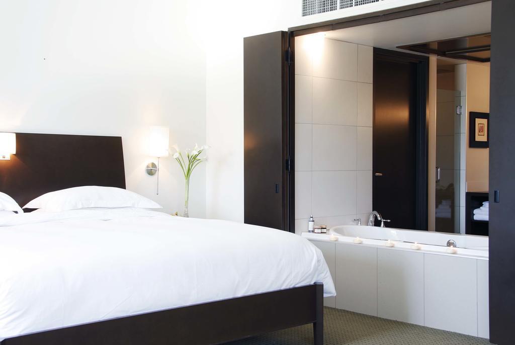 Hotel Mortagne บูว์เชอร์วิลล์ ภายนอก รูปภาพ
