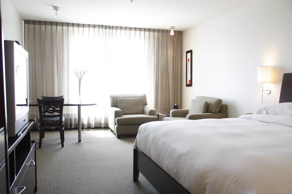 Hotel Mortagne บูว์เชอร์วิลล์ ภายนอก รูปภาพ